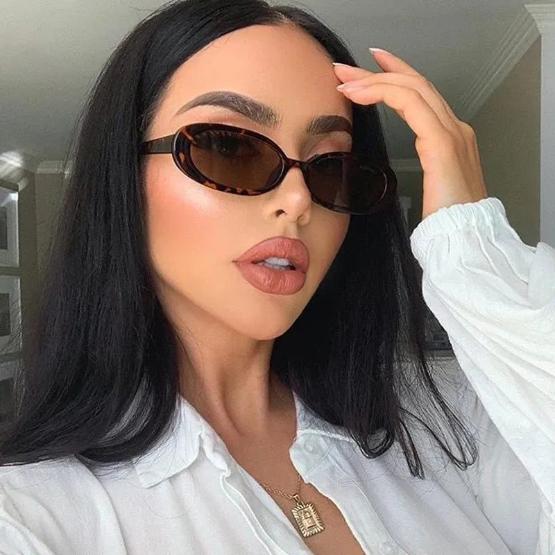 Lunelle – Oval Sunglasses